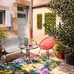 Appartement terrasse parking privé proche centre