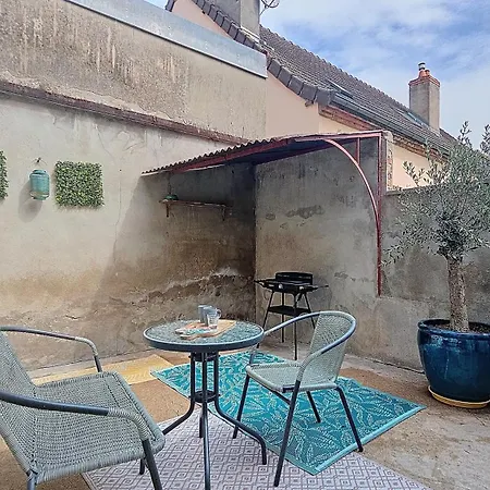 L'oiseau Du Paradis, Entre Gare Et Centre Ville, Rez-de-chaussee, Avec Terrasse Et Parking Prive Apartment