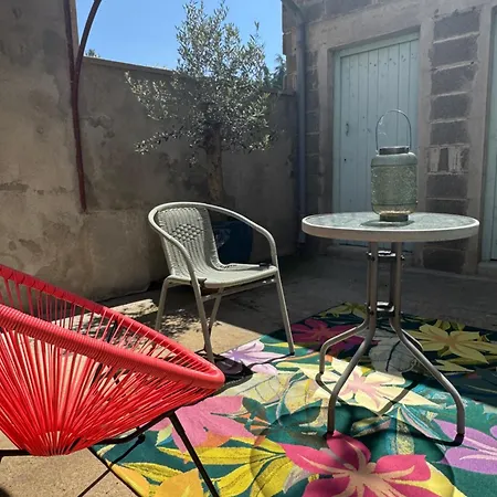 Oiseau Du Paradis Avec Terrasse Parking Prive Proche Centre Apartment Moulins (Allier)